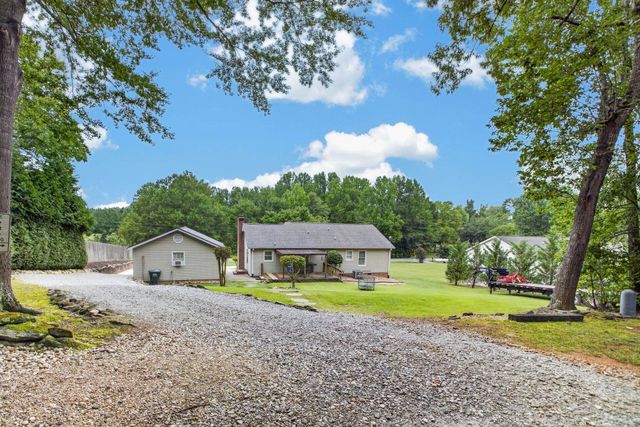 3572 Brown Road, Greer, SC 29651