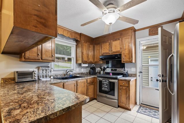 3572 Brown Road, Greer, SC 29651