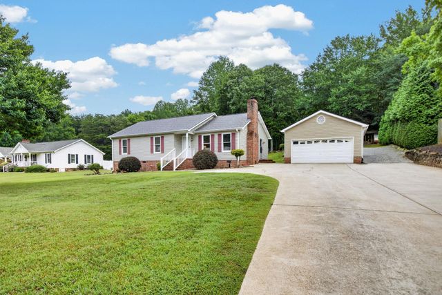 3572 Brown Road, Greer, SC 29651