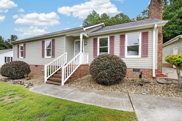 3572 Brown Road, Greer, SC 29651