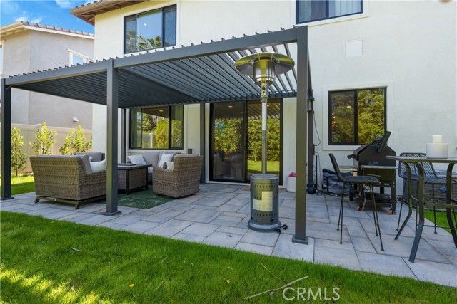 17065 Cantlay, Los Angeles, CA 91406