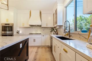 17065 Cantlay, Los Angeles, CA 91406