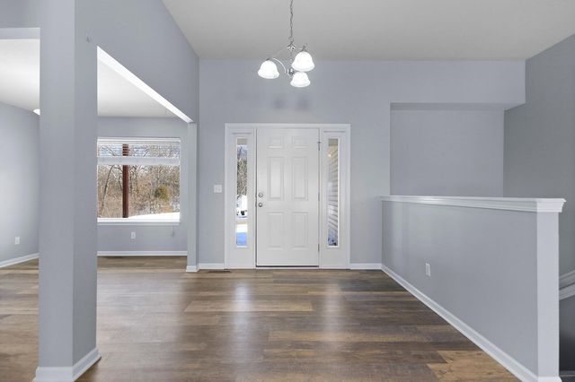 3103 WOODS CROSSING DR, Columbia, MO 65202