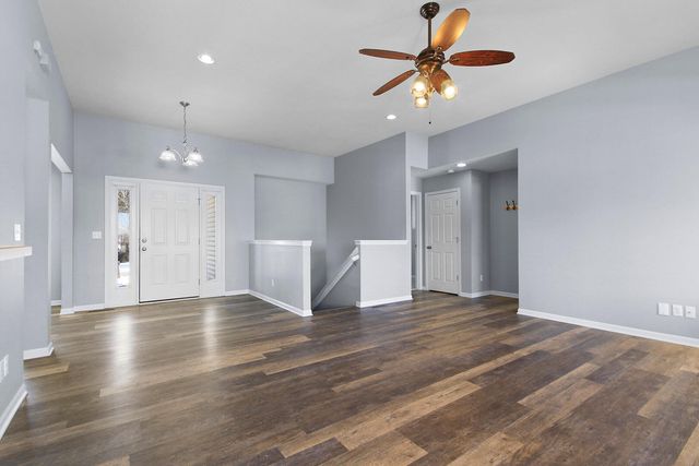 3103 WOODS CROSSING DR, Columbia, MO 65202