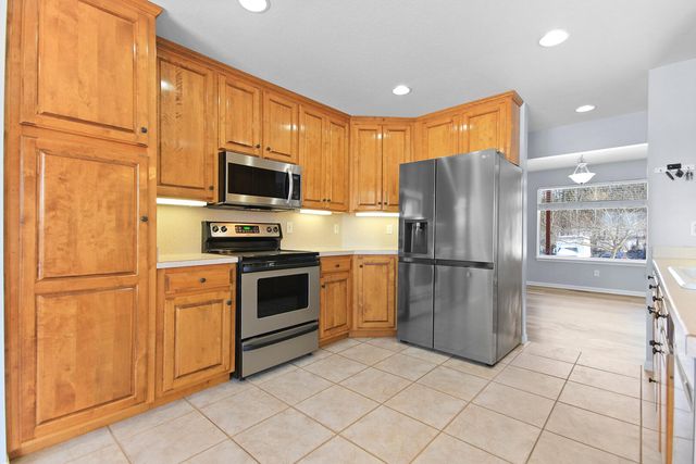3103 WOODS CROSSING DR, Columbia, MO 65202