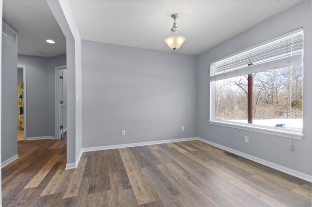 3103 WOODS CROSSING DR, Columbia, MO 65202
