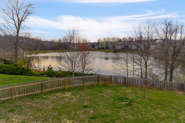 3103 WOODS CROSSING DR, Columbia, MO 65202