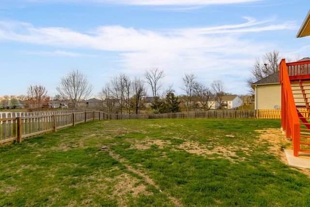 3103 WOODS CROSSING DR, Columbia, MO 65202