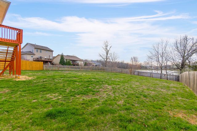 3103 WOODS CROSSING DR, Columbia, MO 65202