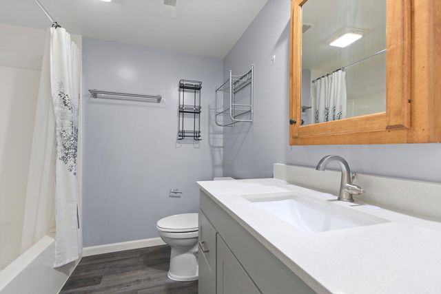3103 WOODS CROSSING DR, Columbia, MO 65202