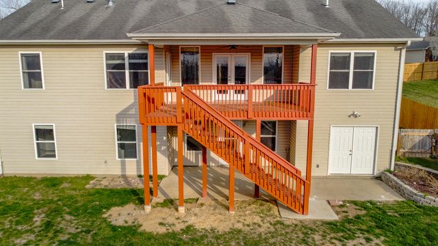 3103 WOODS CROSSING DR, Columbia, MO 65202