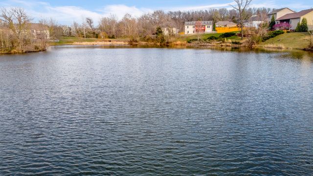 3103 WOODS CROSSING DR, Columbia, MO 65202
