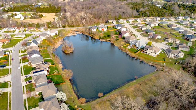 3103 WOODS CROSSING DR, Columbia, MO 65202