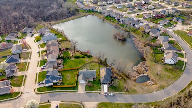 3103 WOODS CROSSING DR, Columbia, MO 65202