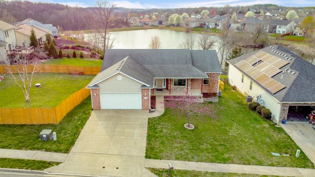 3103 WOODS CROSSING DR, Columbia, MO 65202