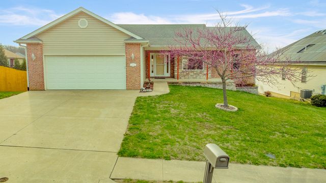3103 WOODS CROSSING DR, Columbia, MO 65202