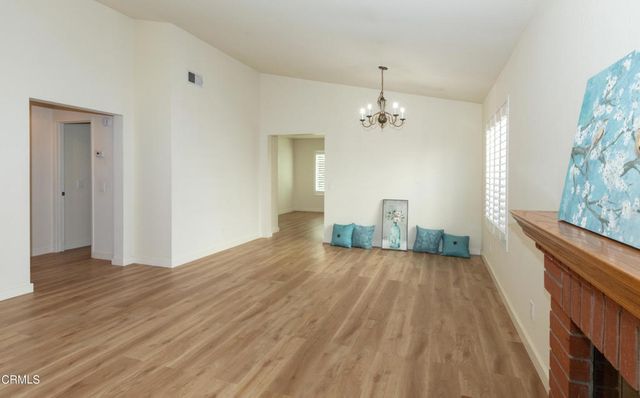 231 Calle Tamega, Camarillo, CA 93012