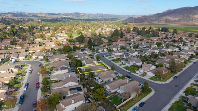 231 Calle Tamega, Camarillo, CA 93012