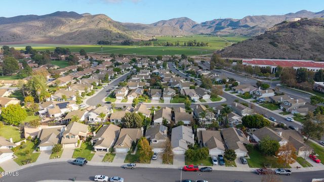 231 Calle Tamega, Camarillo, CA 93012