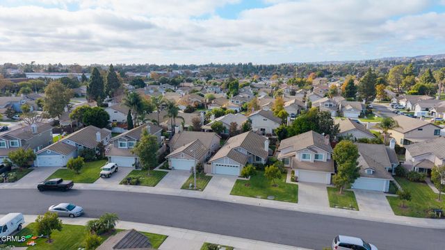 231 Calle Tamega, Camarillo, CA 93012