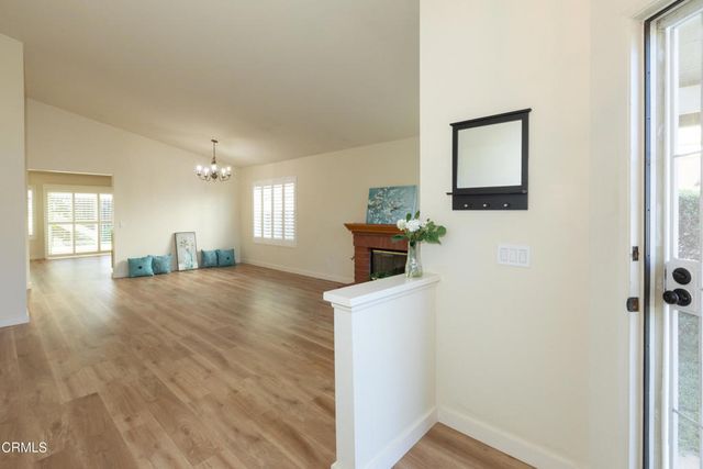 231 Calle Tamega, Camarillo, CA 93012