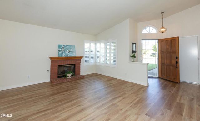 231 Calle Tamega, Camarillo, CA 93012