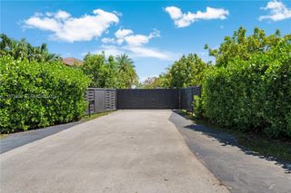 13050 SW 26th Street, Miami, FL 33175