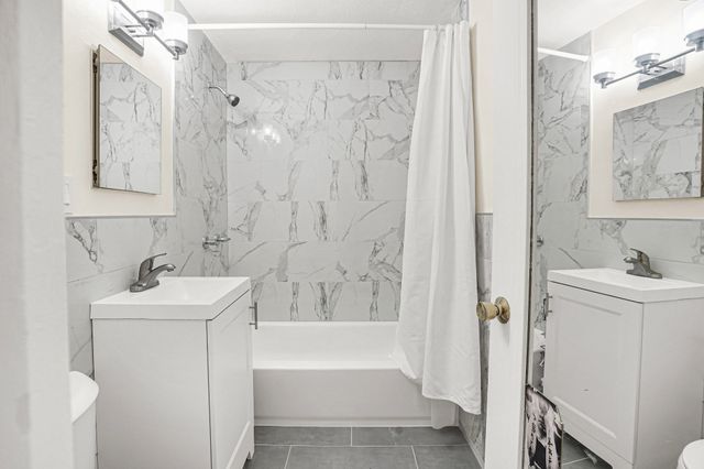 32 Whites Ave. D13, Watertown, MA 02472