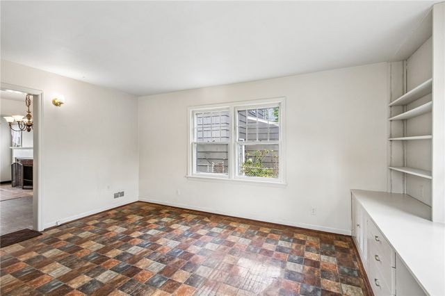 195 Lattimore Road, Rochester, NY 14620