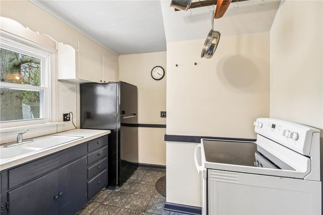 195 Lattimore Road, Rochester, NY 14620