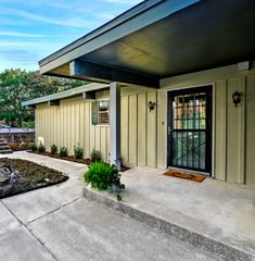 920 Hanna Drive, Denison, TX 75020