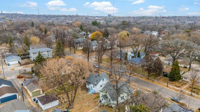 2808 40th Avenue S, Minneapolis, MN 55406