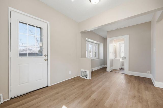 2808 40th Avenue S, Minneapolis, MN 55406