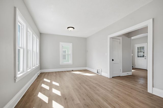 2808 40th Avenue S, Minneapolis, MN 55406