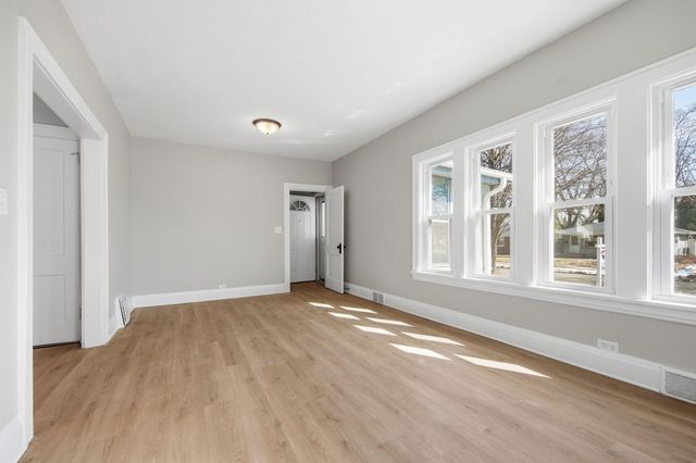 2808 40th Avenue S, Minneapolis, MN 55406