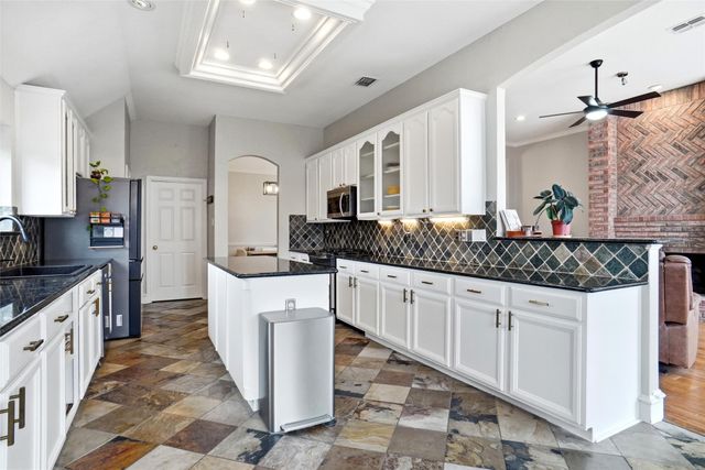 1800 Sumac Drive, Flower Mound, TX 75028