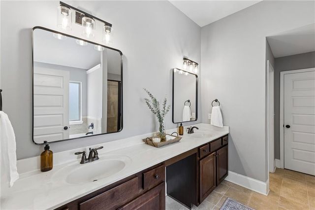 130 Virgil Drive, Fayetteville, GA 30214