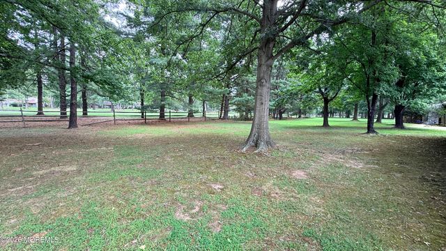 181 Arrowood Road B, Manalapan, NJ 07726