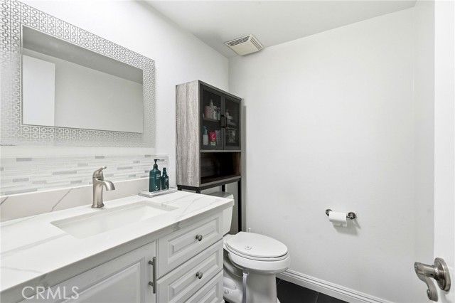 10220 Zelzah 4, Northridge (los Angeles), CA 91325