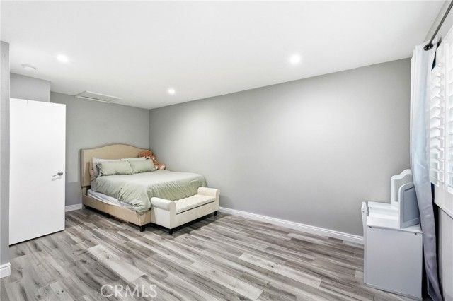 10220 Zelzah 4, Northridge (los Angeles), CA 91325