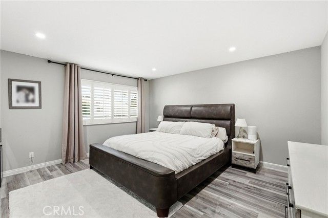 10220 Zelzah 4, Northridge (los Angeles), CA 91325