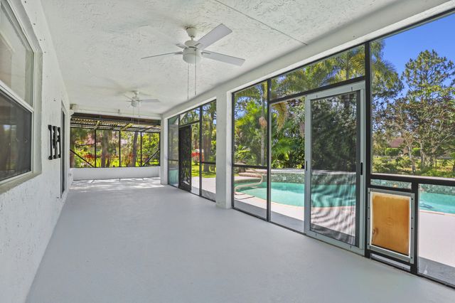 12668 82nd St Street N, The Acreage, FL 33412