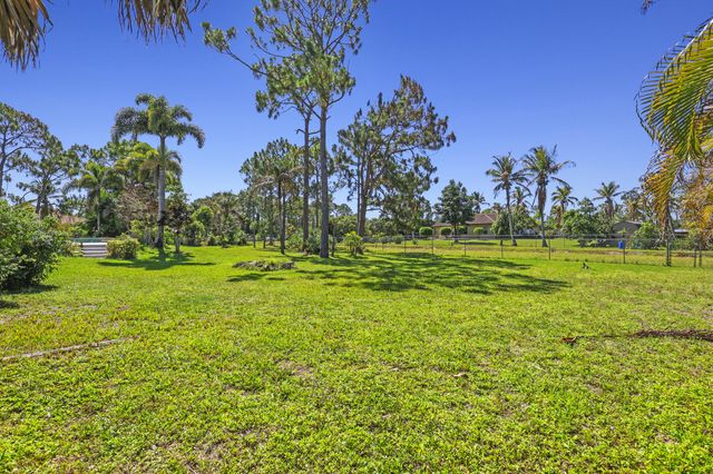 12668 82nd St Street N, The Acreage, FL 33412