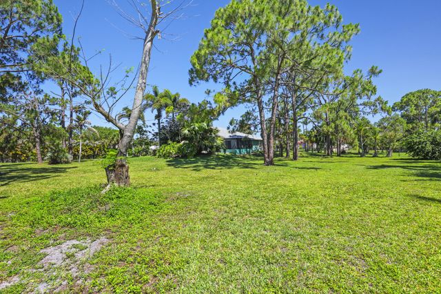 12668 82nd St Street N, The Acreage, FL 33412