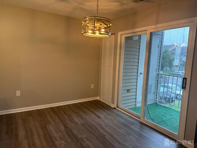 1027 Edpas Road, New Brunswick, NJ 08901