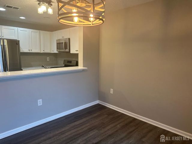 1027 Edpas Road, New Brunswick, NJ 08901