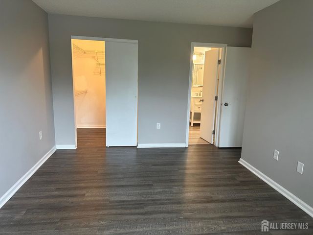 1027 Edpas Road, New Brunswick, NJ 08901