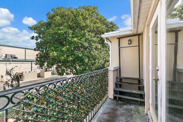 37 JARDIN DE MER Place 37, Jacksonville Beach, FL 32250