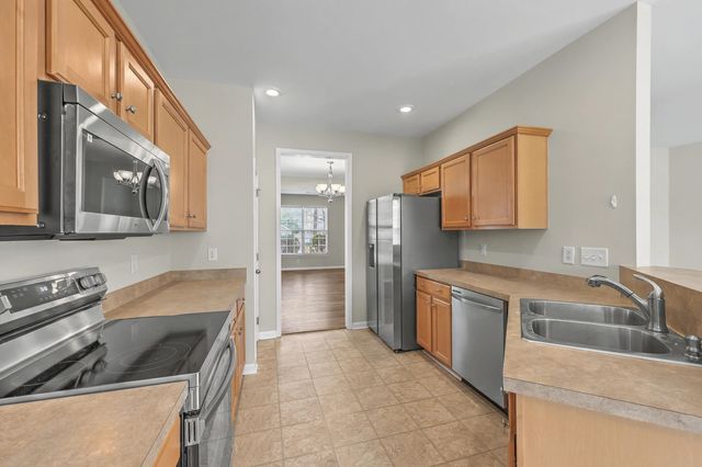 8959 N Red Maple Circle, Summerville, SC 29485