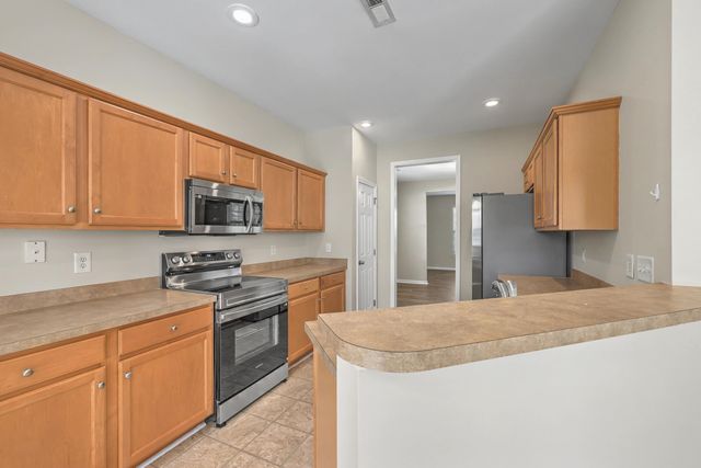 8959 N Red Maple Circle, Summerville, SC 29485